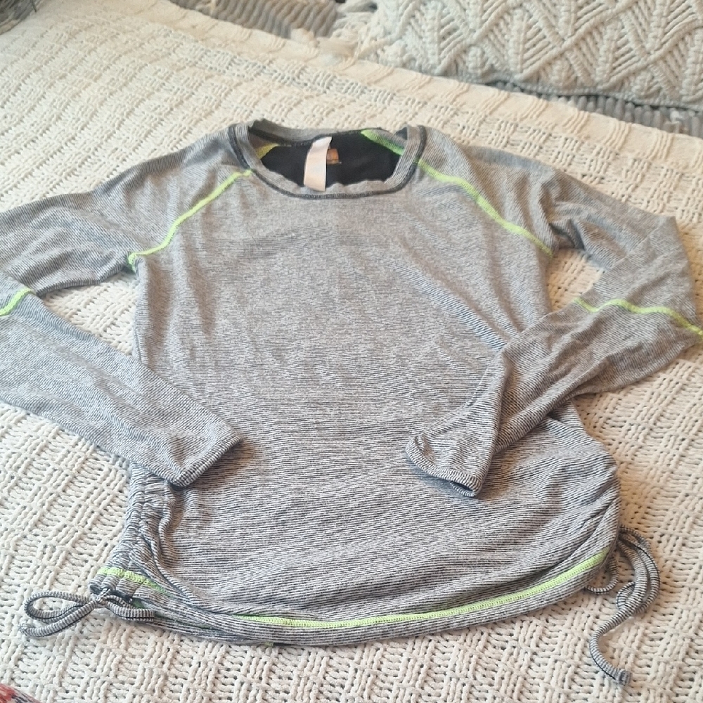 Lucy Tech Grey White Small Striped  Athletic Top w/ Ties @ side Size XS/TP